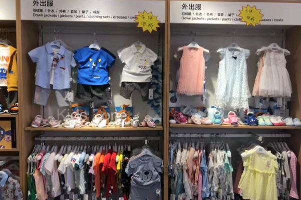 开母婴店，去婴儿衣服批发市场进货划算吗？